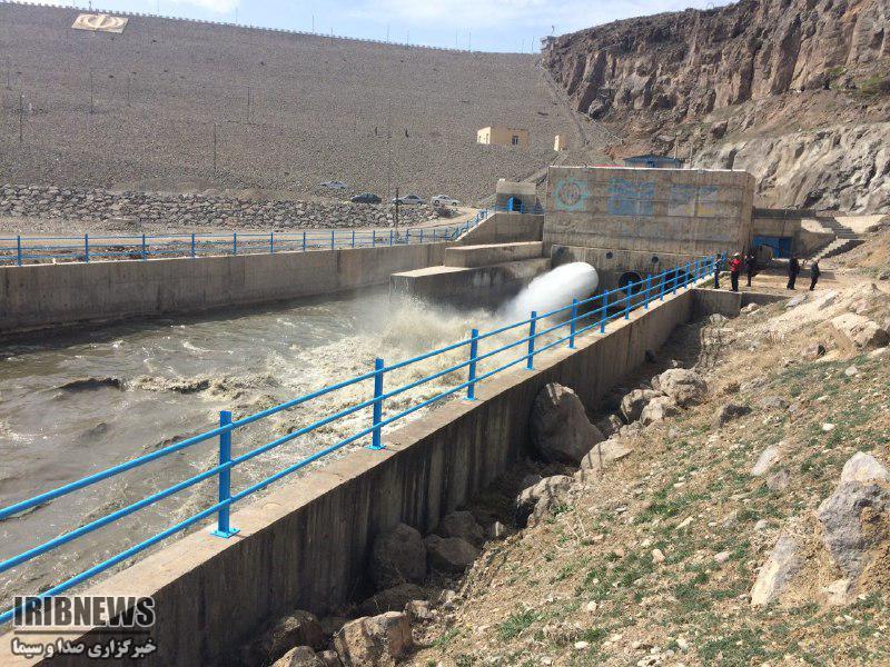 رهاسازی 10 میلیون مترمکعب آب سد زولا به دریاچه ارومیه