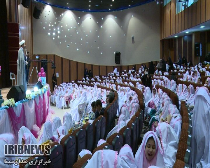 برگزاری جشن تکلیف دانش آموزان 17 آموزشگاه شهرکرد+فیلم