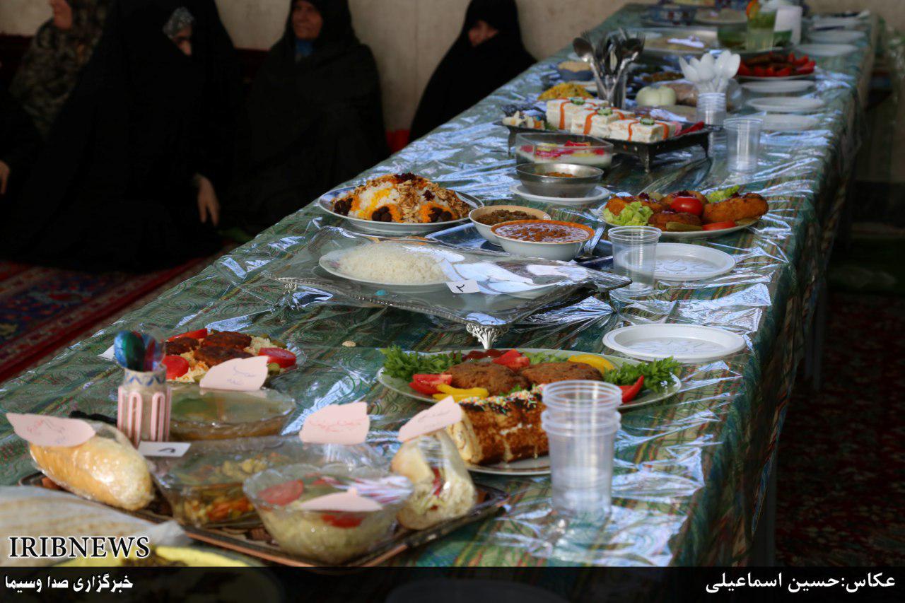 اولین جشنواره غذاهای سنتی و سالم در عقدا