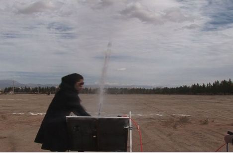 مسابقه موشک های آبی در دانشگاه یزد