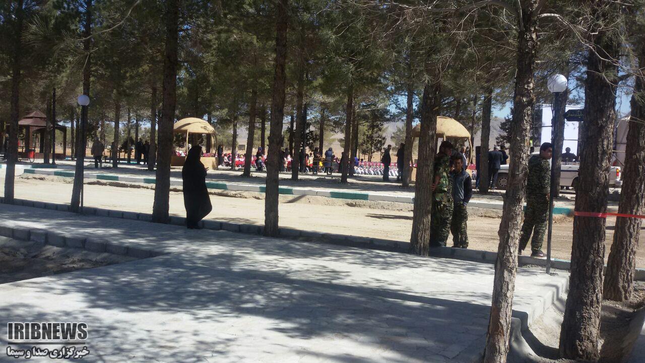 افتتاح پارک جنگلی شهید فرهمند آباده و کاشت پنج هزار نهال افتتاح پارک جنگلی شهید فرهمند آباده و کاشت پنج هزار نهال