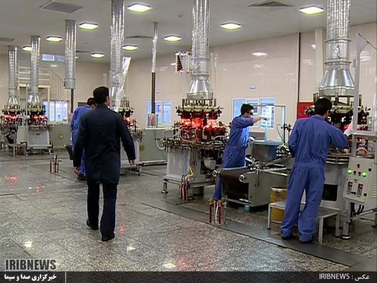 افتتاح نخستین خط تولید شیشه داروهای تزریقی کشور در تبریز افتتاح نخستین خط تولید شیشه داروهای تزریقی کشور در تبریز