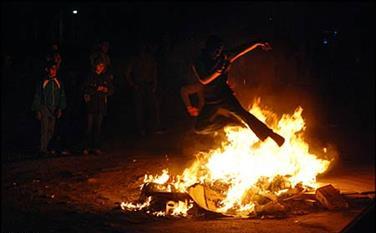 39 مورد حریق در شب چهارشنبه آخر سال در رشت 39 مورد حریق در شب چهارشنبه آخر سال در رشت
