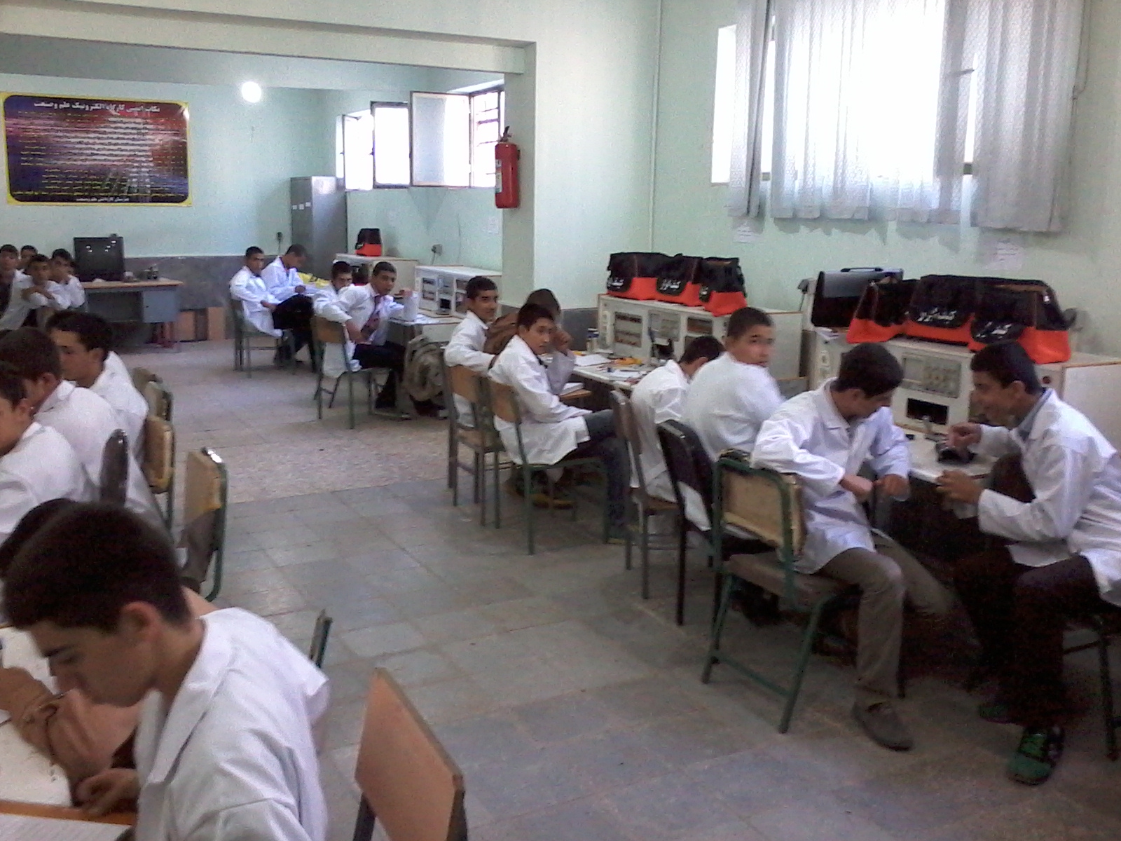 اتصال فارغ التحصیلان کارودانش به بازار کار