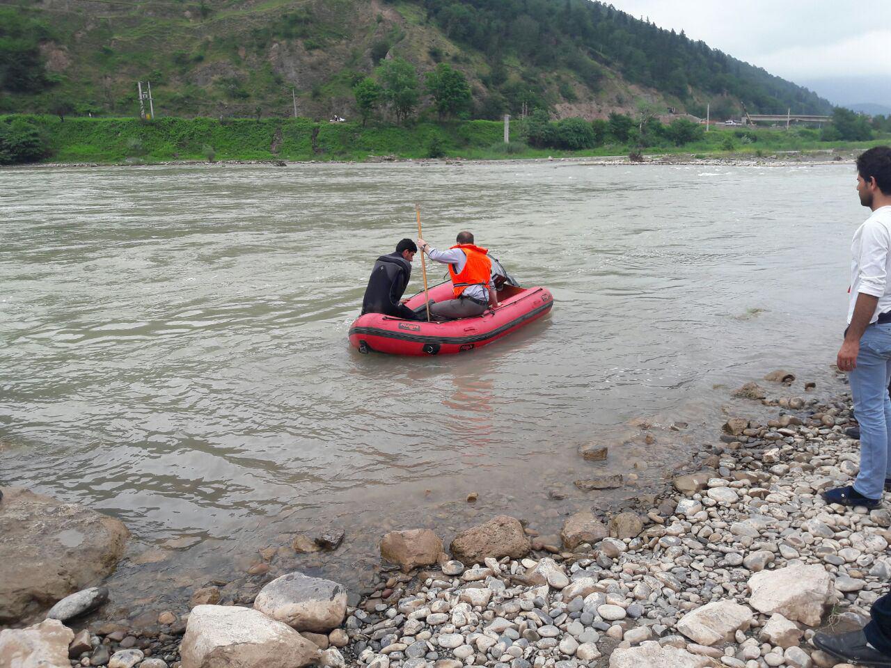 غرق شدن 2 نفر در سد تاریک امامزاده هاشم غرق شدن 2 نفر در سد تاریک امامزاده هاشم