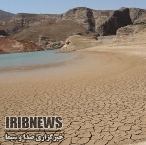 آب رفتن آب‌های زیرزمینی، سالی یک متر