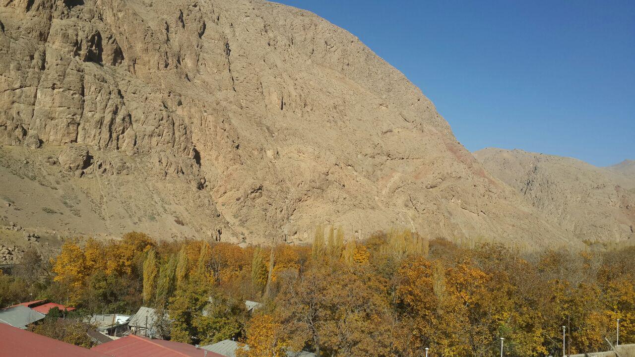 پائیز فیروزکوه