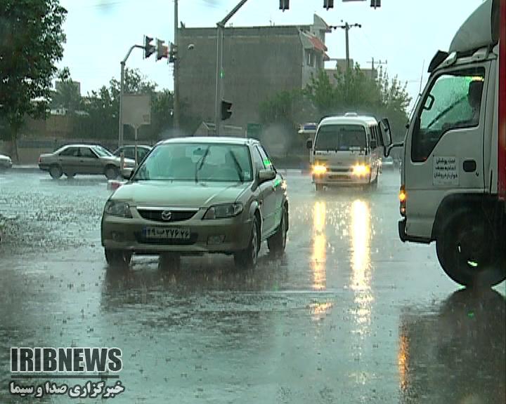 کاهش محسوس دمای هوا و آبگرفتگی معابر خراسان شمالی