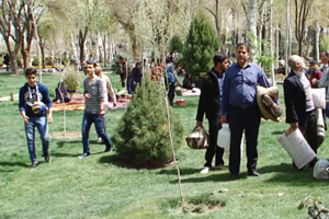 روز طبیعت در کنار زاینده رود + فیلم