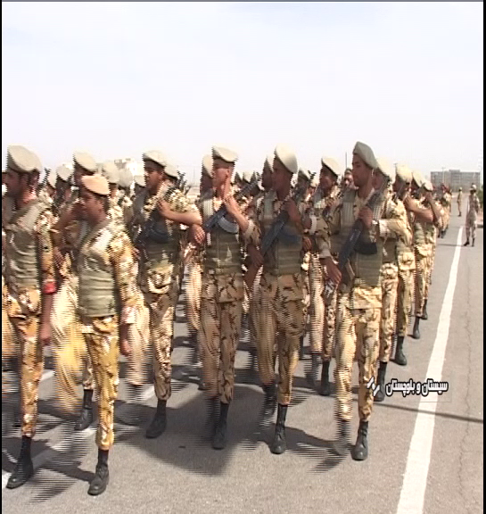 اجرای طرح ترافیکی در روز ارتش در منطقه زیبا شهر زاهدان