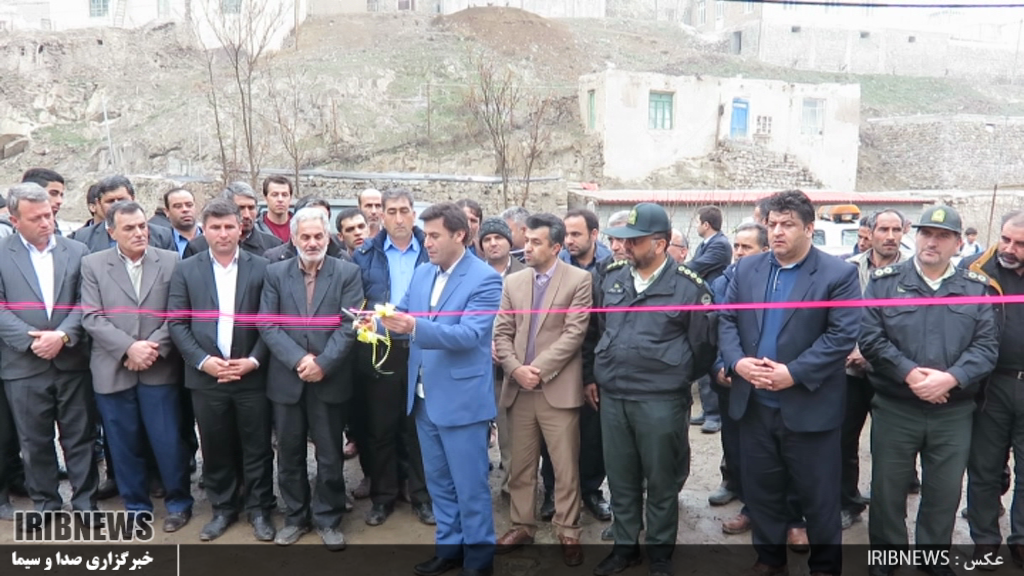 افتتاح طرحهای دهه فجر در آذربایجان شرقی