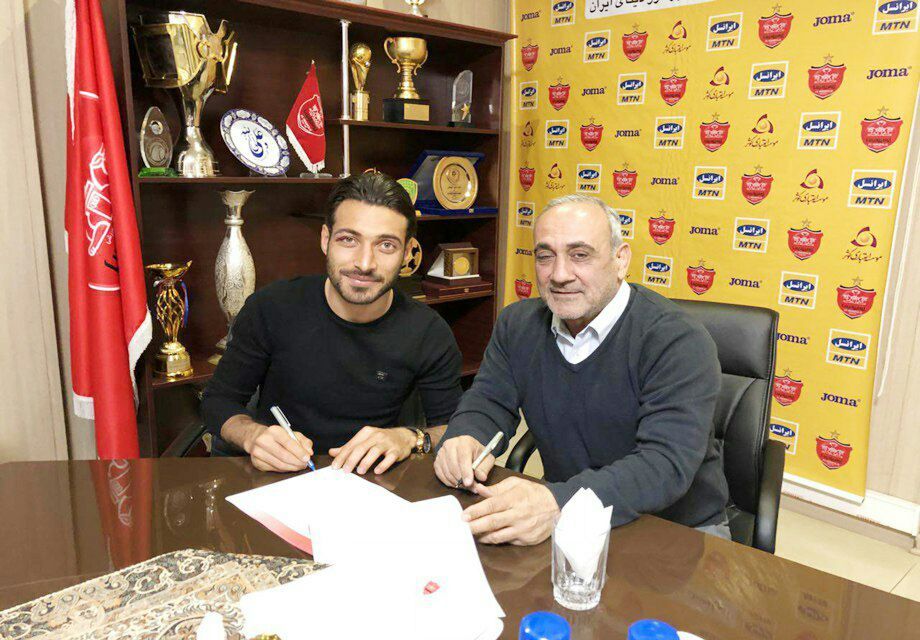 خلیل زاده قرار دادش را با پرسپولیس تمدید کرد