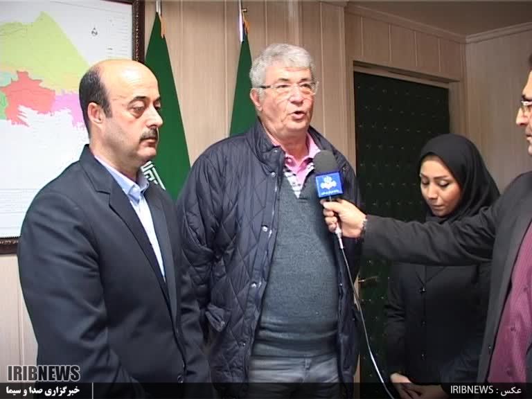 بررسی کشت کلزا در استان توسط کارشناسان فرانسوی