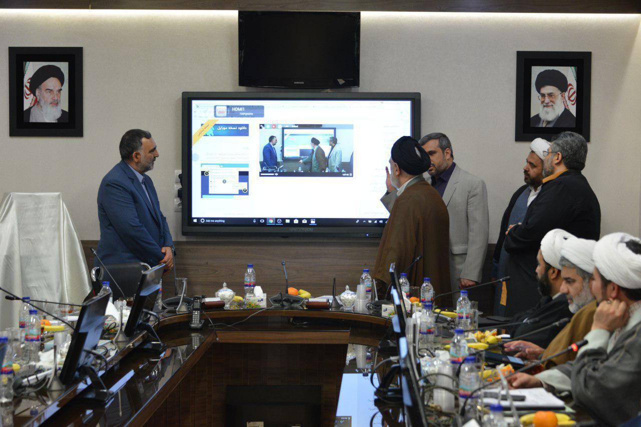رونمایی ازتلویزیون اینترنتی حوزه علمیه خراسان