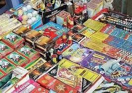 دستگیری پدر و پسری با ۱۰ هزار عدد ترقه در شیراز دستگیری پدر و پسری با ۱۰ هزار عدد ترقه در شیراز