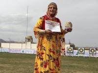 بانوی کماندارسنندجی بر پله سوم بین المللی بانوی کماندارسنندجی بر پله سوم بین المللی