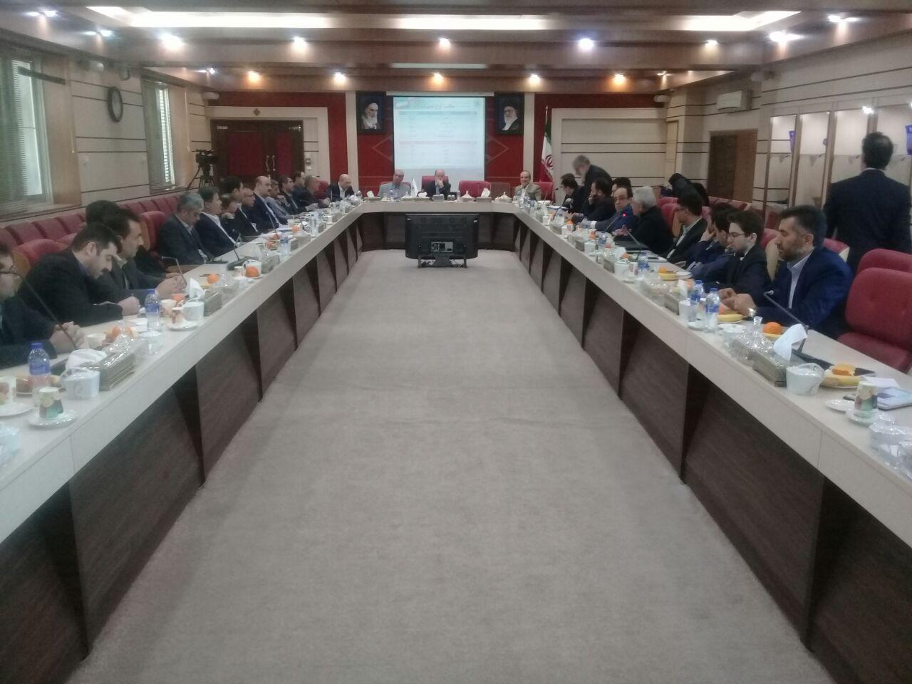 68 درصد برق قزوین صرف تولید می شود