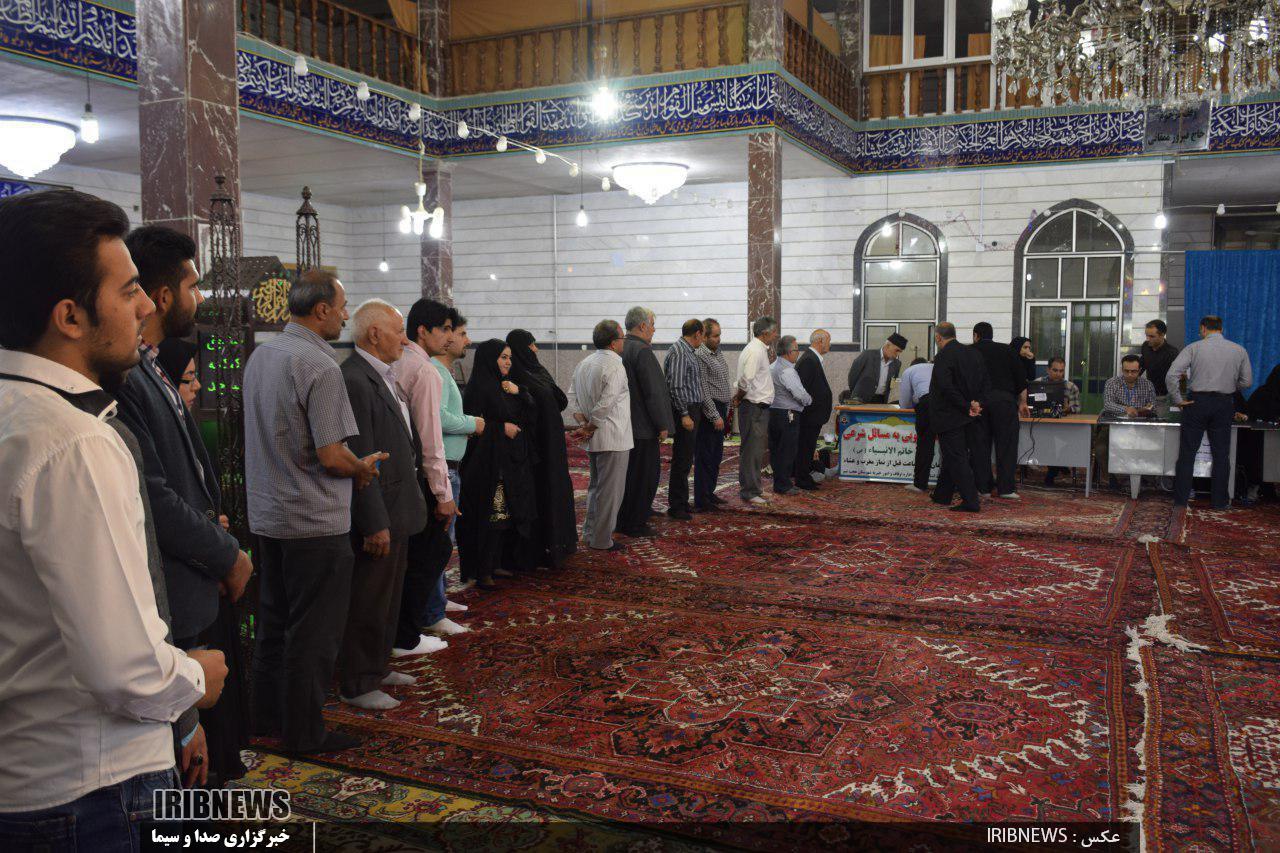 انتخاب 96 /مشارکت 30 درصدی مردم آذربایجان شرقی تا ساعت 16