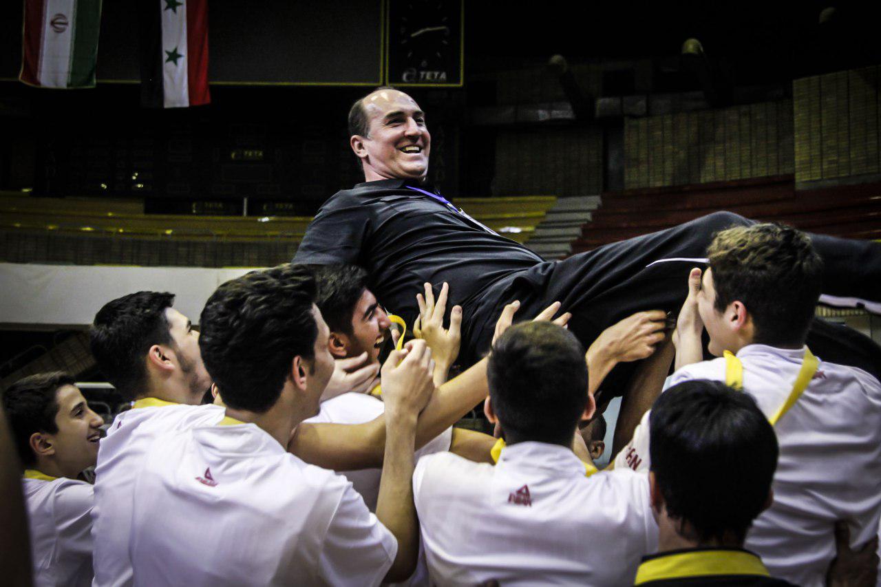 ایزدپناه: بازیکن لبنان بزرگتر از رده نوجوانان بود