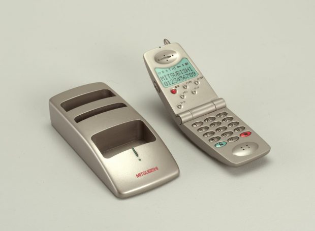 نگاهی به تاریخچه و سیر تکاملی گوشی های تلفن