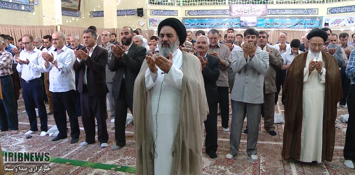 اقامه نماز وحدت‌آفرین عید سعید قربان در استان کردستان