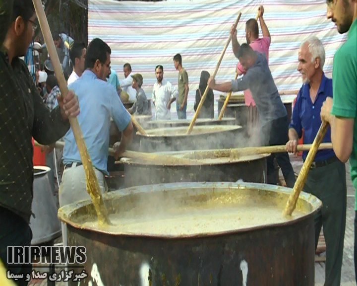 توزیع ۱۰ تن آش نذری درشیراز