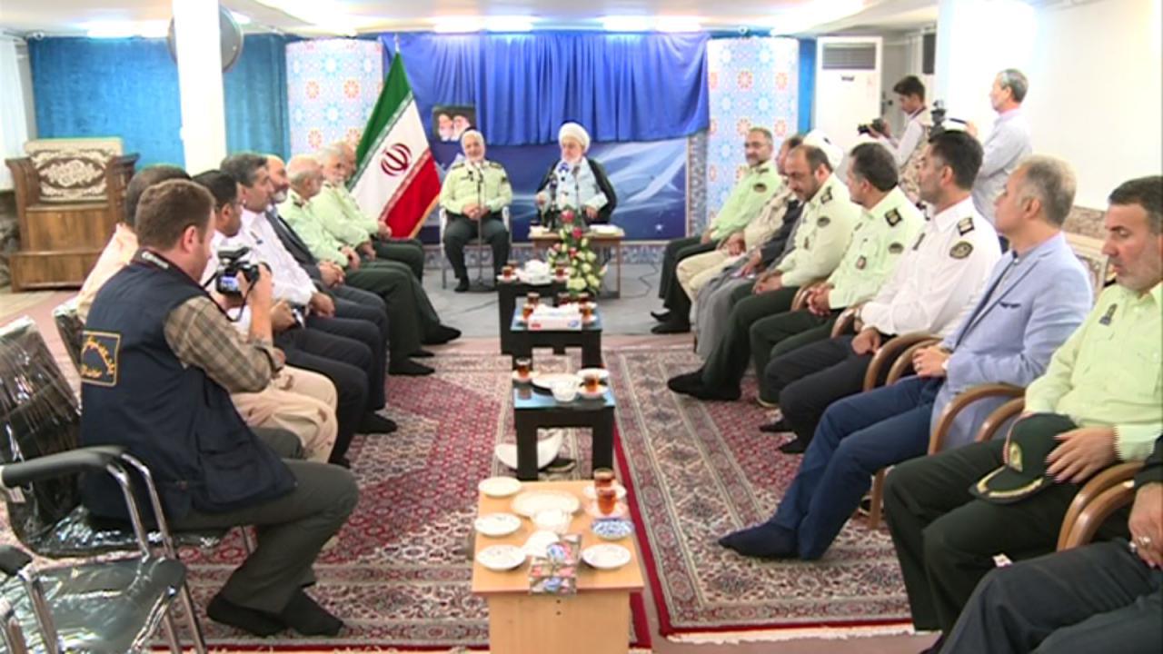 دیدار جانشین ناجا با نماینده ولی فقیه در گیلان