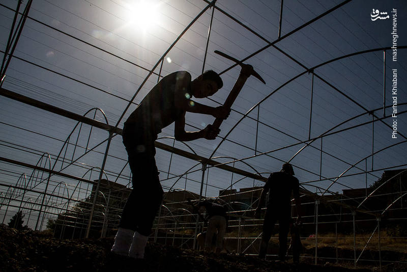 گشت و گذار در مدرسه‌ای که «اقتصاد مقاومتی» را به بهترین شکل تدریس می‌کند