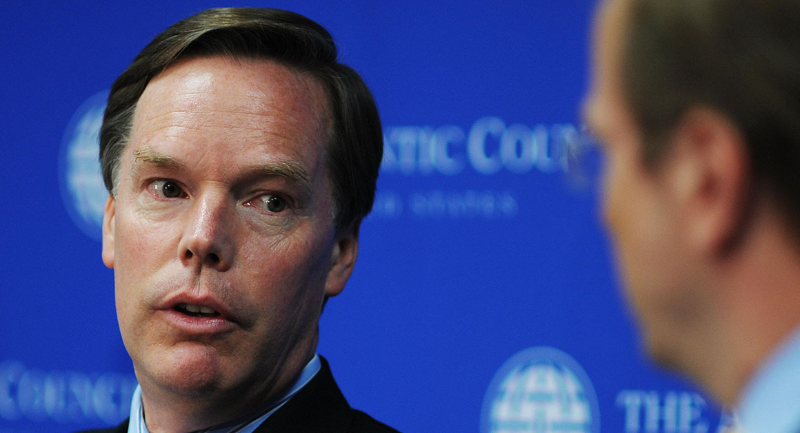 نیکلاس برنز: شرایط آمریکا بحرانی است