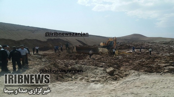 کشف جسد راننده معدن انگوران زنجان اززیر کیکهای معدنی ، صوت کشف جسد راننده معدن انگوران زنجان اززیر کیکهای معدنی ، صوت