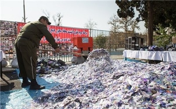 امحاء ۵ میلیون لوح&zwnj;فشرده مبتذل