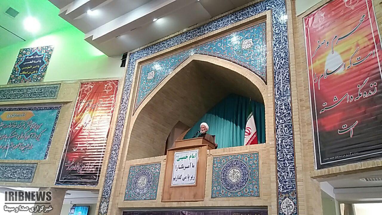 نماینده ولی فقیه خواستار برپایی ایستگاههای صلواتی شد