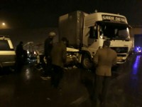 مداوای مصدومان حادثه رانندگی آزادراه قزوین - کرج