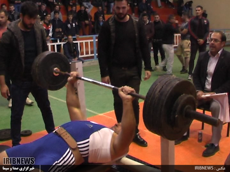 برگزاری مسابقات پرس سینه قهرمانی باشگاههای شمالغرب کشور در گرمی