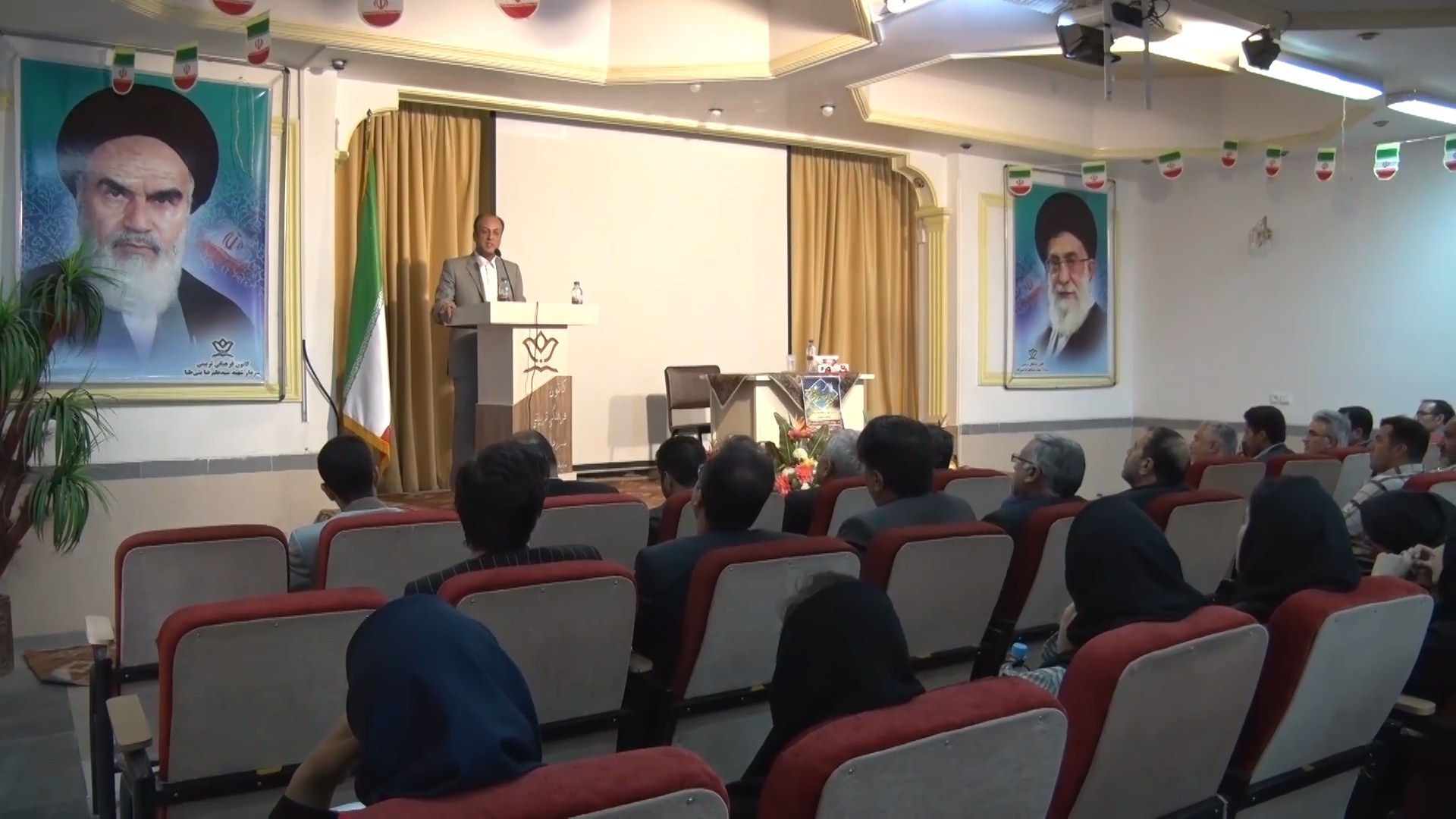 ظرفیتهای آران و بیدگل برای توسعه گردشگری