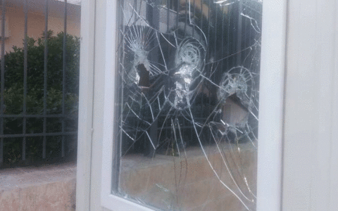 انتقاد سفیر ایران در لاهه از اروپا بخاطر میزبانی از گروههای تروریستی انتقاد سفیر ایران در لاهه از اروپا بخاطر میزبانی از گروههای تروریستی