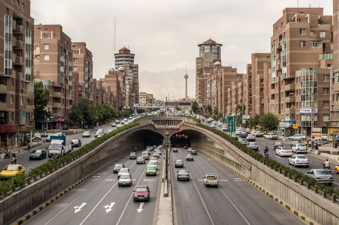 خبر پولی شدن تونلها حاوی ۳ دروغ است خبر پولی شدن تونلها حاوی ۳ دروغ است