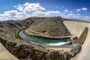 کاهش خروجی سد زاینده رود 28 بهمن