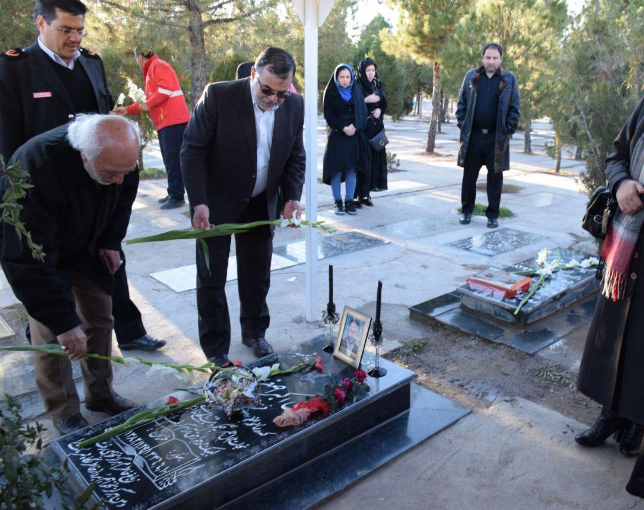 برگزاری مراسم سالگرد جان ‌باختگان انفجار قطار در نیشابور