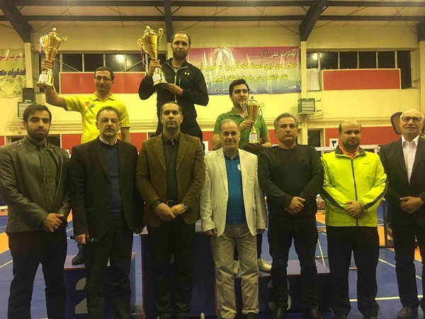 بدمینتون کاران استان مرکزی در جایگاه قهرمانی