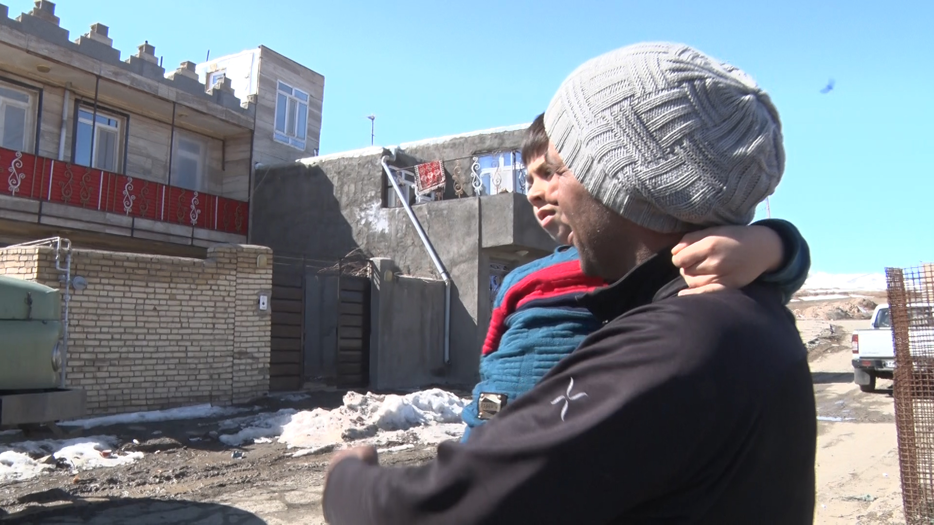 دومین گام انقلاب ،  از اصفهان تا کردستان