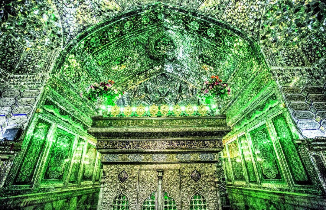 بنویسیم فارس؛ بخوانیم، ایرانِ کوچک