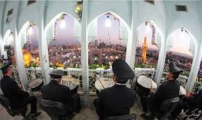 عطر یاس نبوی در حرم مطهر رضوی پراکنده شد