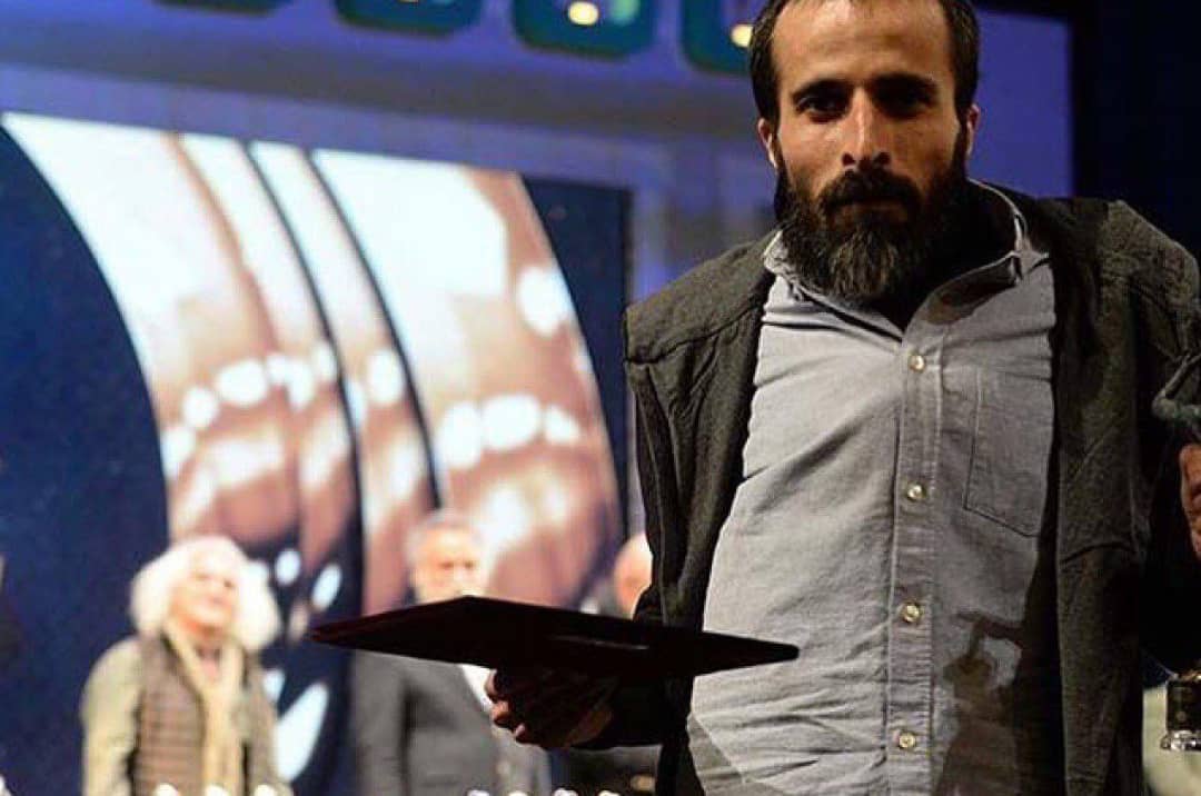 کسب مقام برگزیده بازیگری مرد در  سی وهفتمین جشنواره بین المللی تئاترفجر