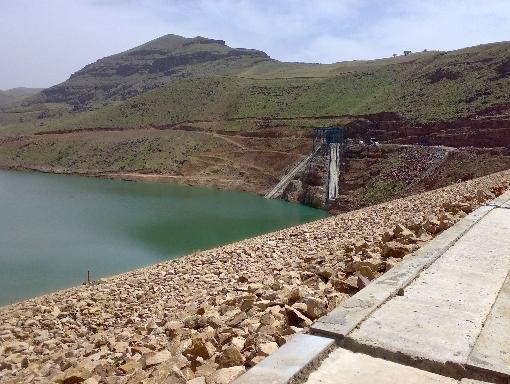 جاری شدن آب سد قلعه چای در دریاچه ارومیه