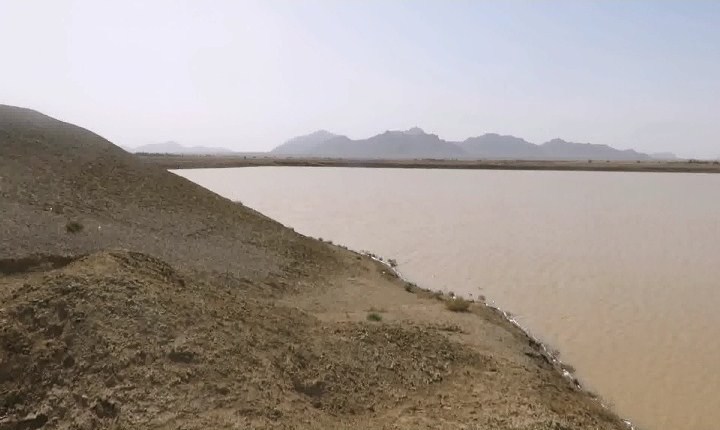 آبگیری کامل دو بند خاکی آبگیری کامل دو بند خاکی