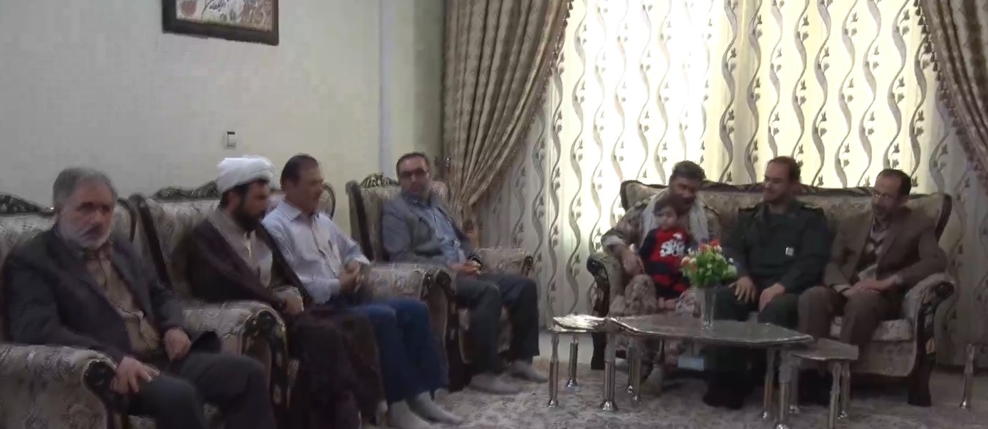 دیدار کارکنان بسیج سازندگی با خانواده شهید عالم باقری