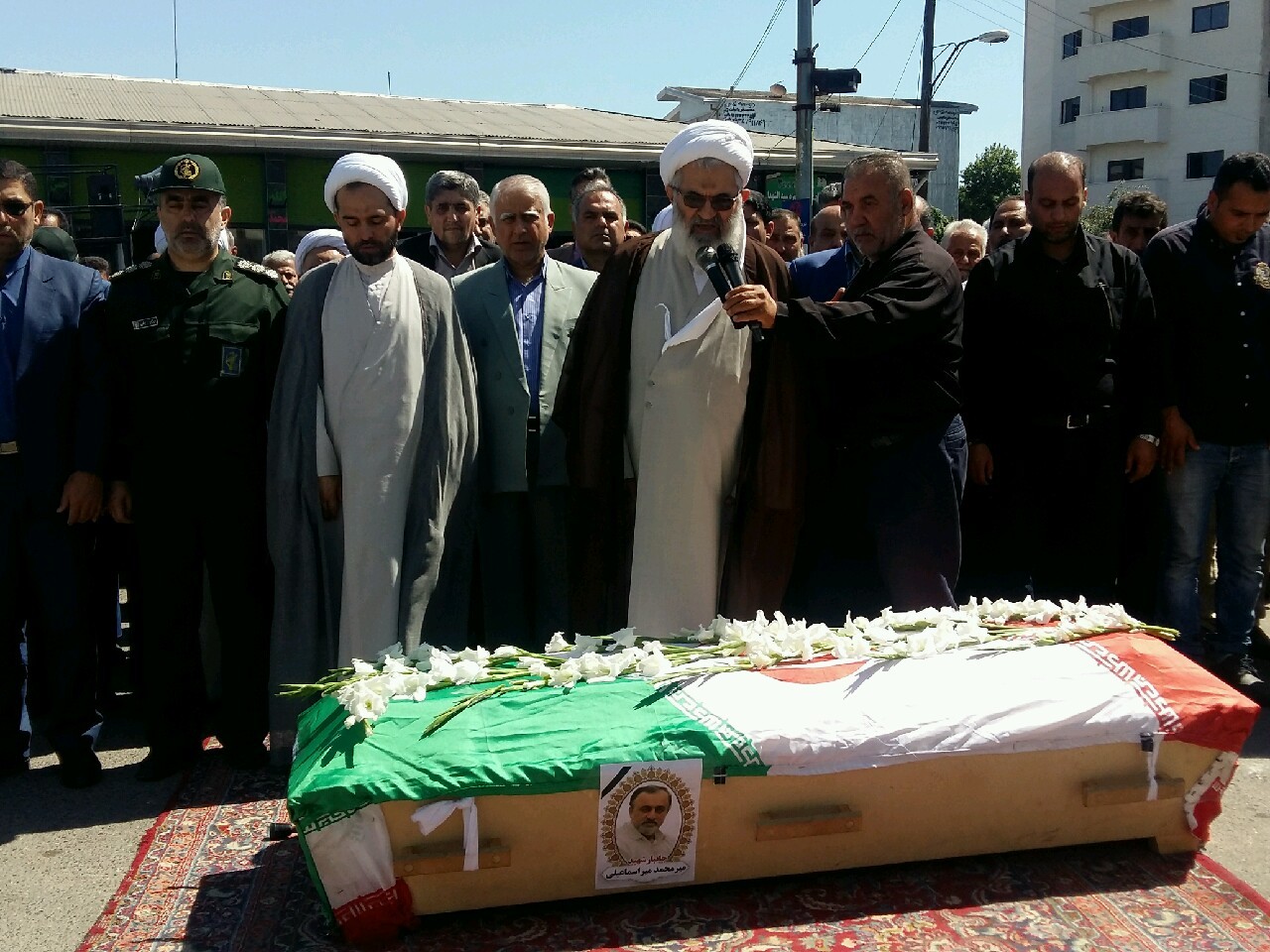 تشیع پیکر جانباز میر اسماعیلی در قائمشهر