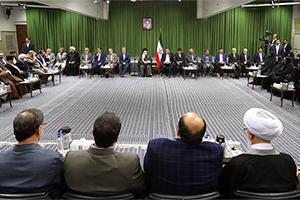 دیدار شاعران و استادان زبان پارسی با رهبر انقلاب