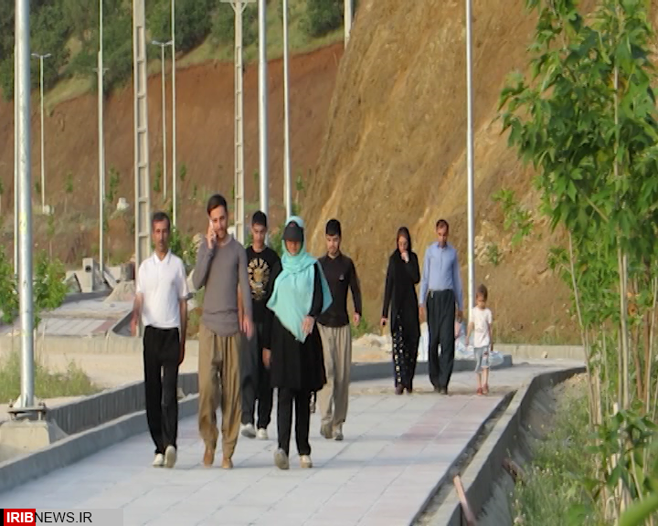 احداث ۴ کیلومتر جاده جنگلی در جوانرود+فیلم